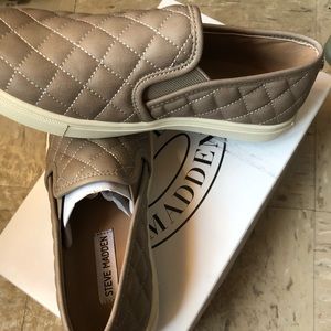 Steve Madden Ecentrcq Slip On